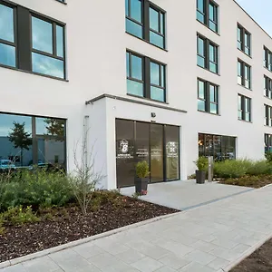 Otel Super 8 By Wyndham North