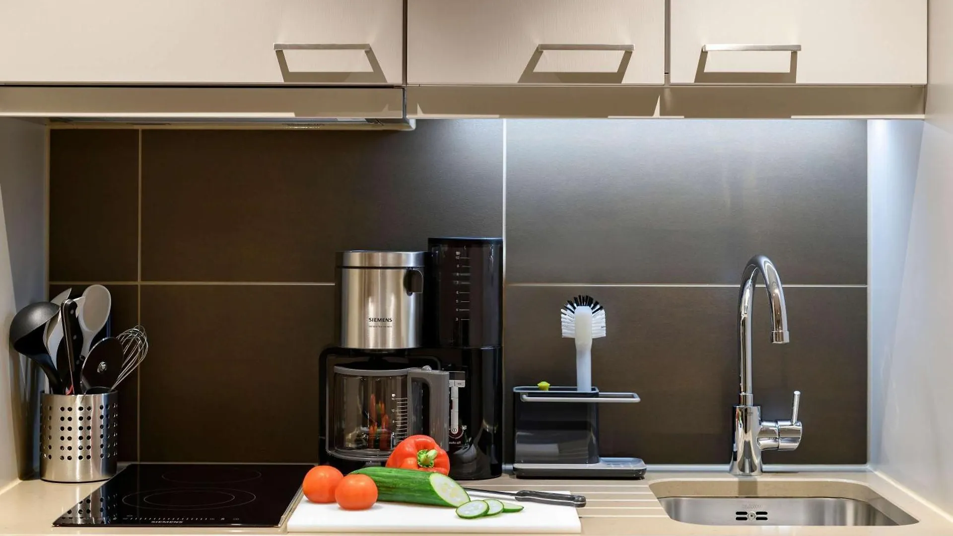 Aparthotel Adagio Bremen City 4*,  Almanya